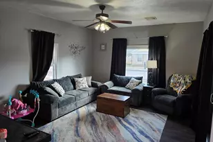 211 E Wapakoneta St, Waynesfield, OH 45896 - Photo 17