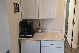 211 E Wapakoneta St, Waynesfield, OH 45896 - Photo 9