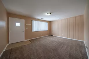 16 Hillgard St, Dayton, OH 45426 - Photo 5