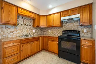 16 Hillgard St, Dayton, OH 45426 - Photo 11