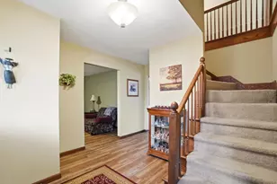 307 Ridge Crest Cir, Lima, OH 45801 - Photo 7