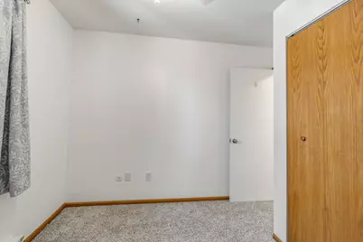 2508 W Foxchase Court, Troy, OH 45373 - Photo 9