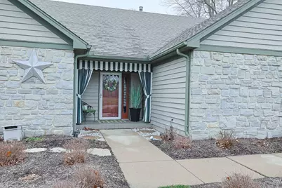 735 Chaucer Lane, Tipp City, OH 45371 - Photo 5