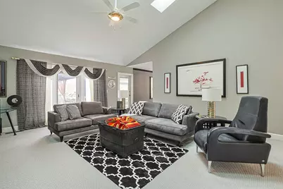 735 Chaucer Lane, Tipp City, OH 45371 - Photo 7