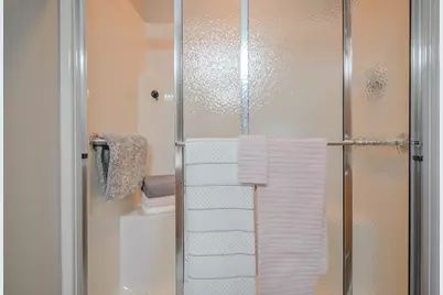 1812 Willow Lakes Drive, Springfield, OH 45502 - Photo 11