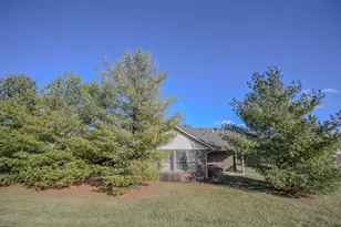 1812 Willow Lakes Dr, Springfield, OH 45502 - Photo 37