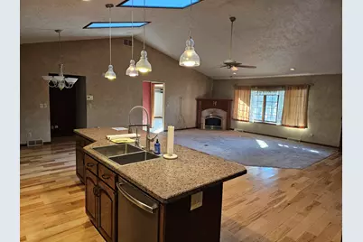 205 S Elm Street, Fort Recovery, OH 45846 - Photo 5