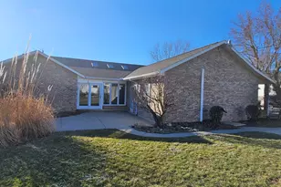 205 S Elm St, Fort Recovery, OH 45846 - Photo 3