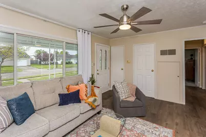 849 Bristol Drive, Vandalia, OH 45377 - Photo 5