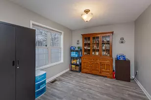 1345 Kenton Way, Troy, OH 45373 - Photo 13