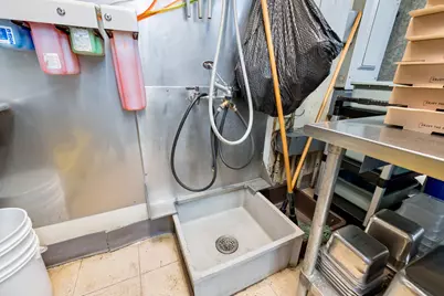 424 E Main Street, Bellefontaine, OH 43311 - Photo 37