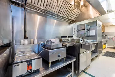 424 E Main Street, Bellefontaine, OH 43311 - Photo 33