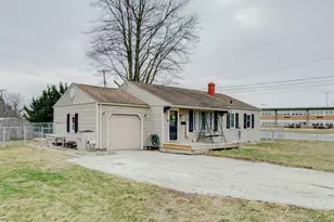 1209 W High St, Saint Marys, OH 45885 - Photo 3