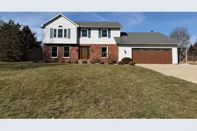 1595 Fox Run, Troy, OH 45373 - Photo 1