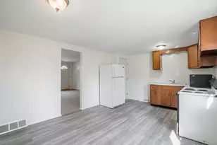 848 Crescent Dr, Sidney, OH 45365 - Photo 9