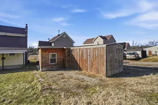 320 Walker St, Bellefontaine, OH 43311 - Photo 37