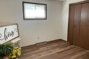 1921 Elaina Dr, Springfield, OH 45503 - Photo 23