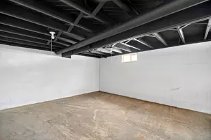 9475 W National Rd, New Carlisle, OH 45344 - Photo 25