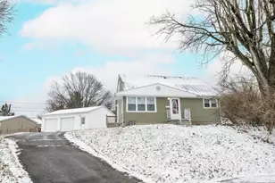 1222 Oakhill Ave, Fairborn, OH 45324 - Photo 1