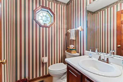 5700 Swan Drive, Clayton, OH 45315 - Photo 9