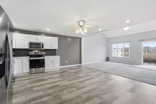 10988 Schroeder Rd, Saint Marys, OH 45885 - Photo 9