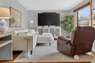 911 Devon Ct, Troy, OH 45373 - Photo 5