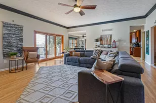 857 Shaney Ln, Brookville, OH 45309 - Photo 9