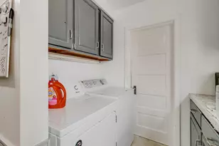 608 W Pearl St, Wapakoneta, OH 45895 - Photo 15