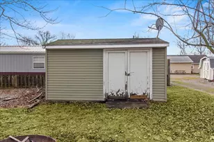 9050 Elm St, Lakeview, OH 43331 - Photo 23