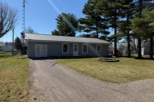 4641 Christine Dr, Huntsville, OH 43324 - Photo 1