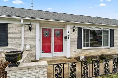 528 Blue Jay Drive, Vandalia, OH 45377 - Photo 3