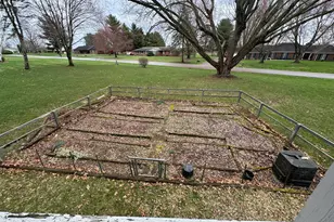 4607 S Plateau Dr, Springfield, OH 45502 - Photo 13