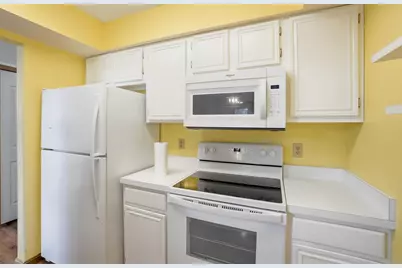 835 Cobblestone Drive, Troy, OH 45373 - Photo 13