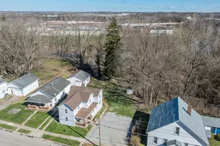 359 E Main St, Piqua, OH 45356 - Photo 3