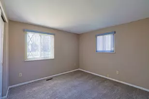 211 Katy Ln, Englewood, OH 45322 - Photo 15