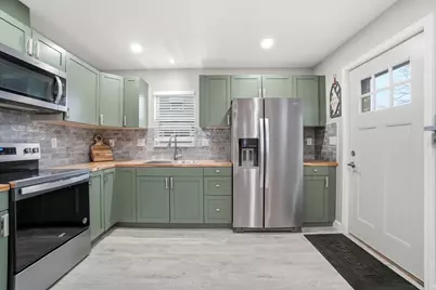 813 Cosler Drive, Dayton, OH 45403 - Photo 9