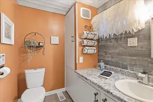 310 Washington Ave, Urbana, OH 43078 - Photo 11