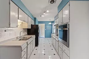 639 Rockhill Ave, Dayton, OH 45429 - Photo 17