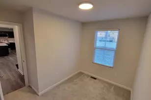 180 Chesapeake Cir, Springfield, OH 45505 - Photo 15