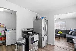 817 Murlin Ave, Celina, OH 45822 - Photo 11