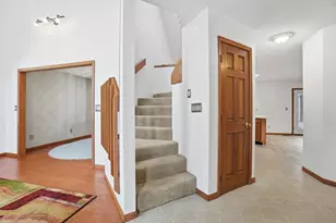 180 Country Rd, Urbana, OH 43078 - Photo 9