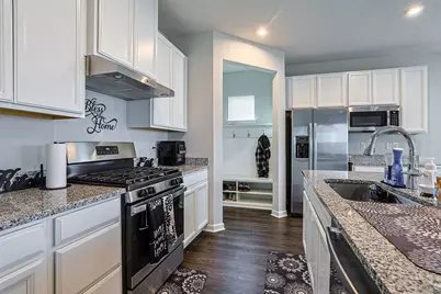 320 Chevington Chase, Tipp City, OH 45371 - Photo 15