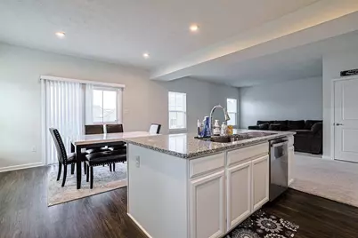 320 Chevington Chase, Tipp City, OH 45371 - Photo 19