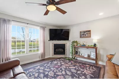 2586 Renwick Way, Troy, OH 45373 - Photo 7