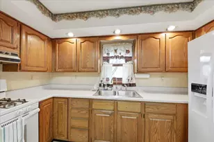 306 N Bechtle Ave, Springfield, OH 45504 - Photo 13