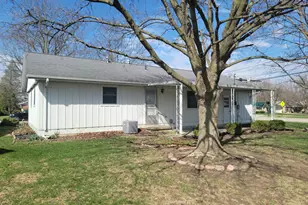 1018 Lilac St, Celina, OH 45822 - Photo 3