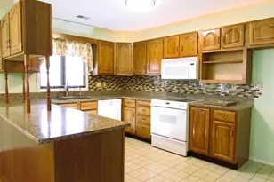 6011 E Carlton Rd, West Alexandria, OH 45381 - Photo 13