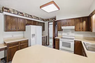 3831 Crescent Hill Rd, Springfield, OH 45502 - Photo 13