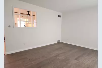 1124 Erie Avenue, Bellefontaine, OH 43311 - Photo 9