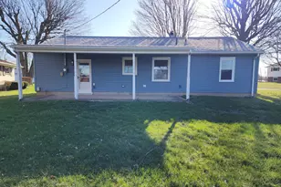 1124 Erie Ave, Bellefontaine, OH 43311 - Photo 23